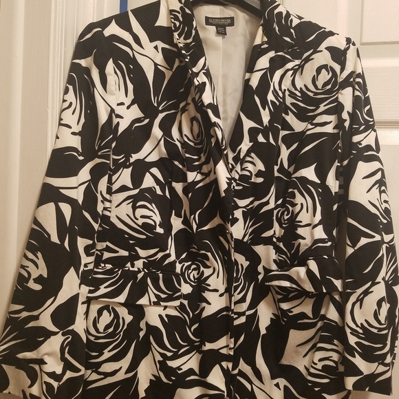 Jacket - Picture 3 of 7